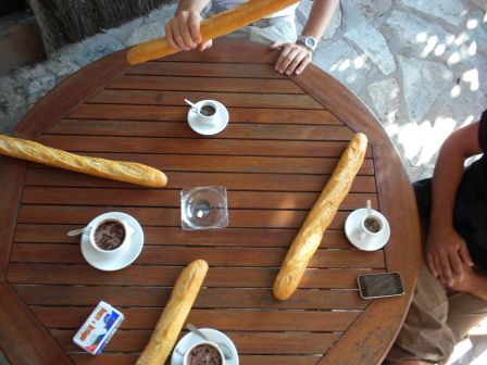 Petit dej à Girolata